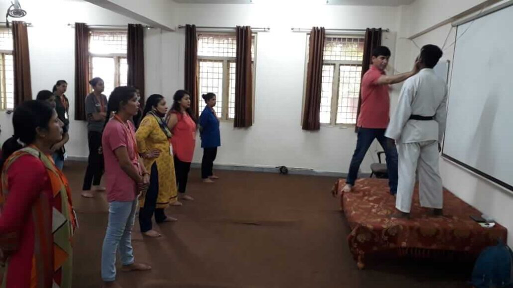 self-defense-classes
